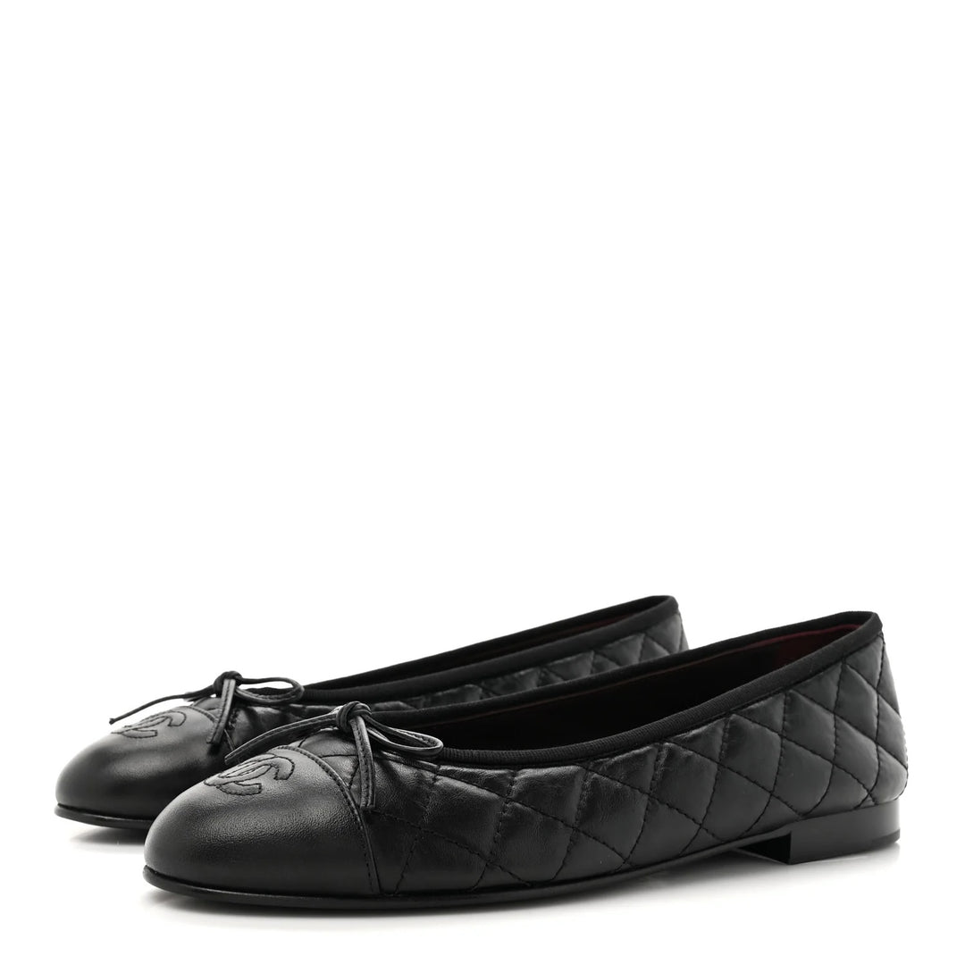 CHANEL CC AGED CALFSKIN QUILTED  LEATHER BALLET FLATS
