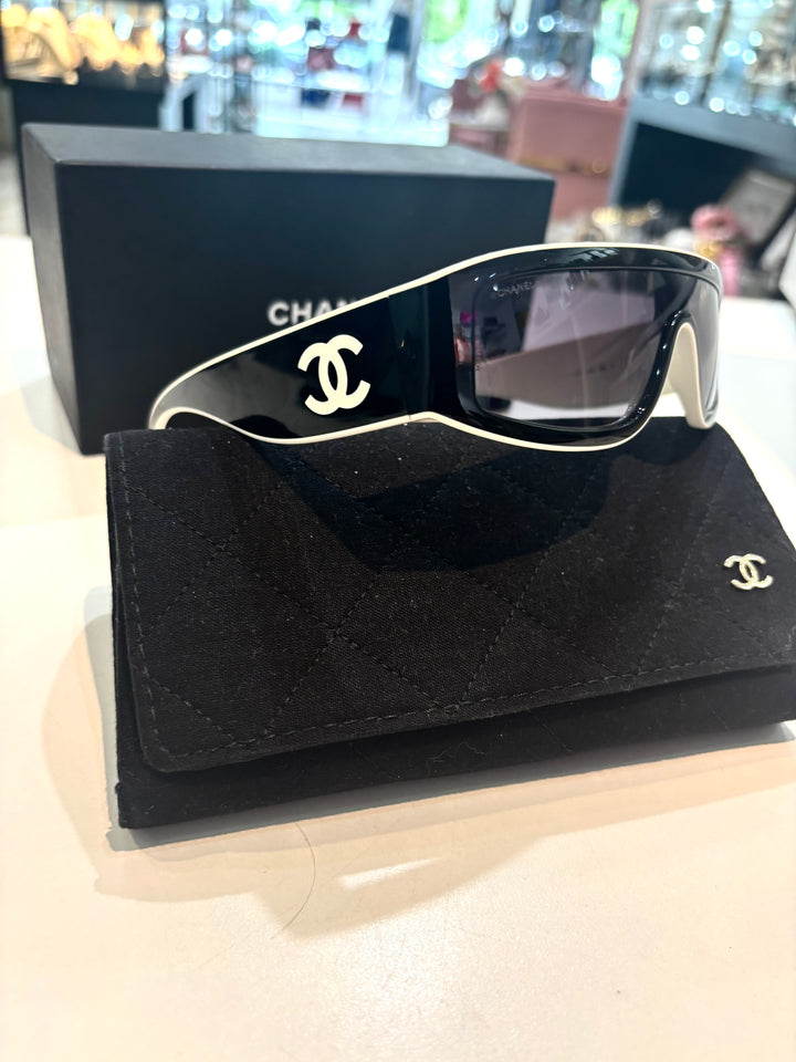 CHANEL CC SHIELD WRAP SUNGLASSES