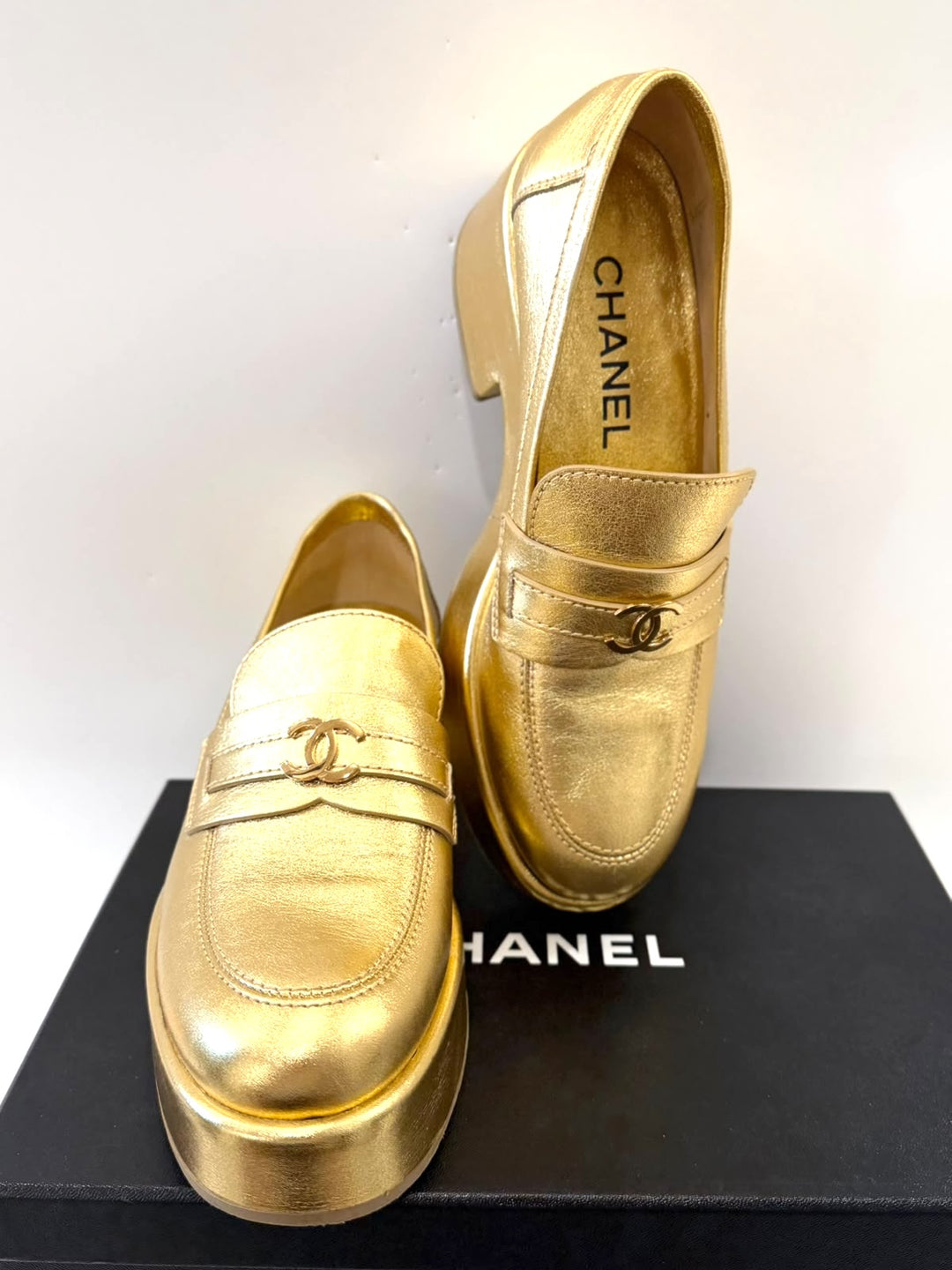 CHANEL CC METALLIC GOLD CALFSKIN LEATHER PLATFORM LOAFERS