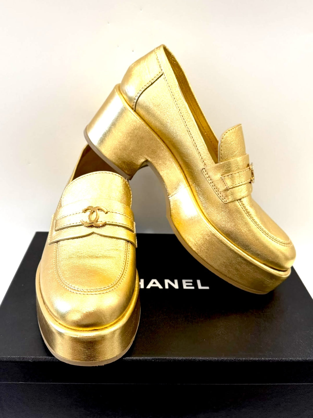 CHANEL CC METALLIC GOLD CALFSKIN LEATHER PLATFORM LOAFERS