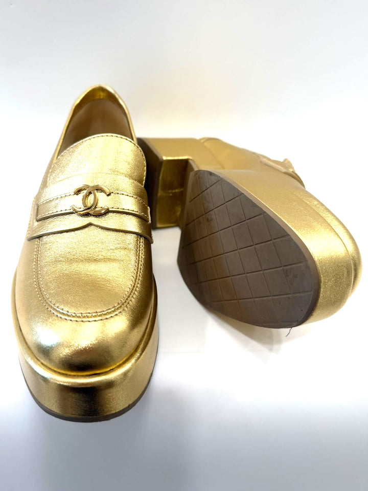 CHANEL CC METALLIC GOLD CALFSKIN LEATHER PLATFORM LOAFERS
