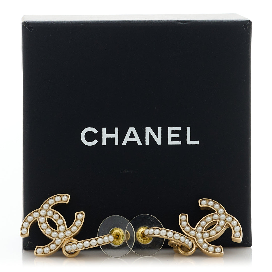 CHANEL CC PEARL HOOP EARRINGS