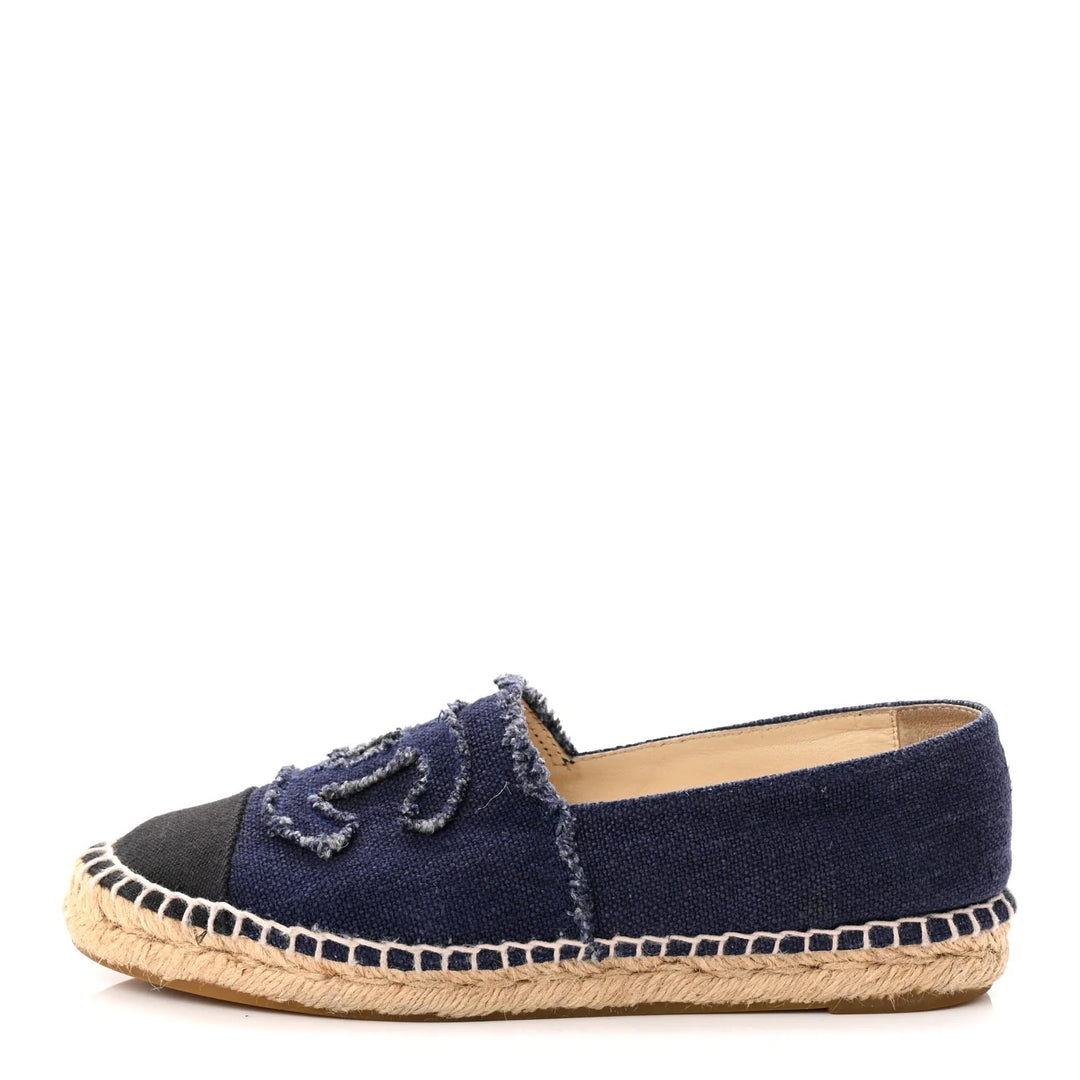 CHANEL CAP-TOE CC LOGO DENIM TOILE ESPADRILLES