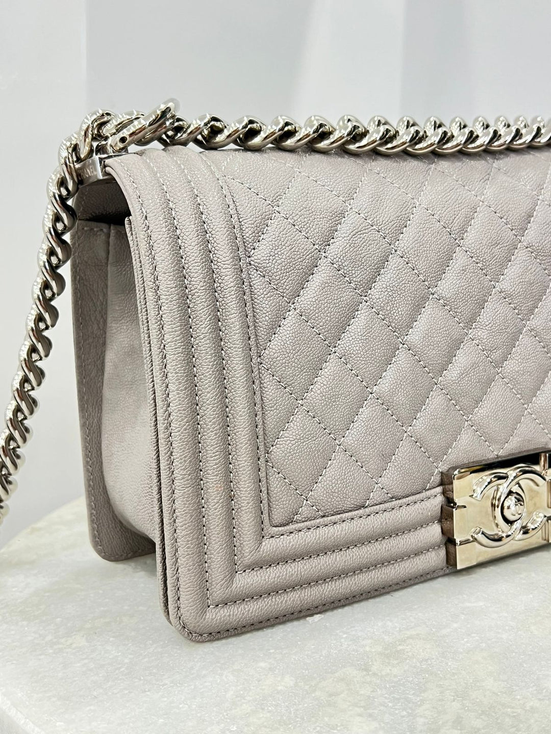 CHANEL CAVIAR QUILTED MEDIUM BOY FLAP BAG IN TAUPE-GREY