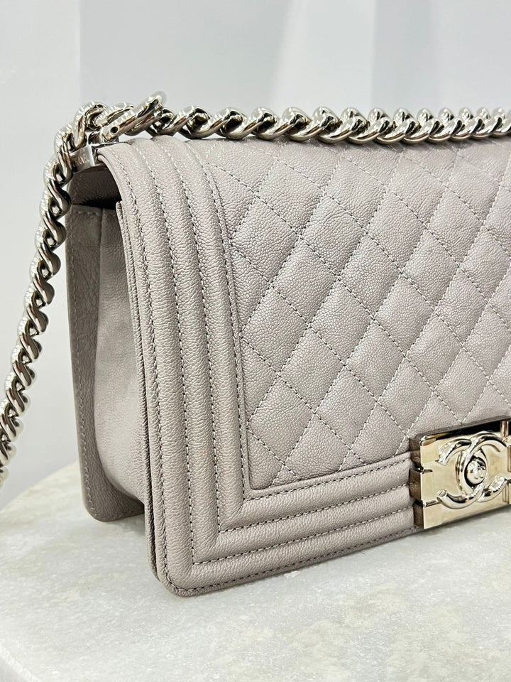 CHANEL CAVIAR QUILTED MEDIUM BOY FLAP BAG IN TAUPE-GREY