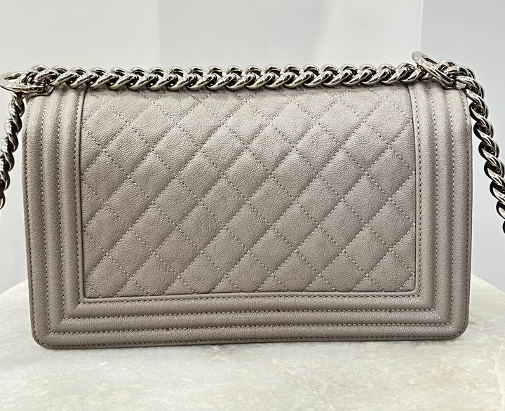 CHANEL CAVIAR QUILTED MEDIUM BOY FLAP BAG IN TAUPE-GREY