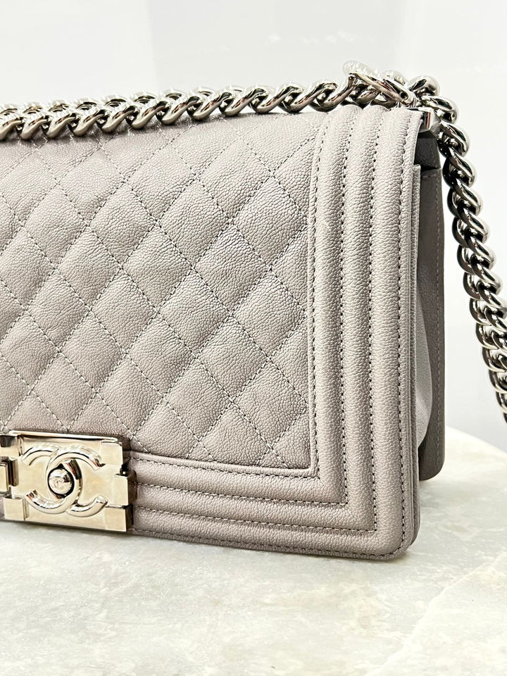 CHANEL CAVIAR QUILTED MEDIUM BOY FLAP BAG IN TAUPE-GREY
