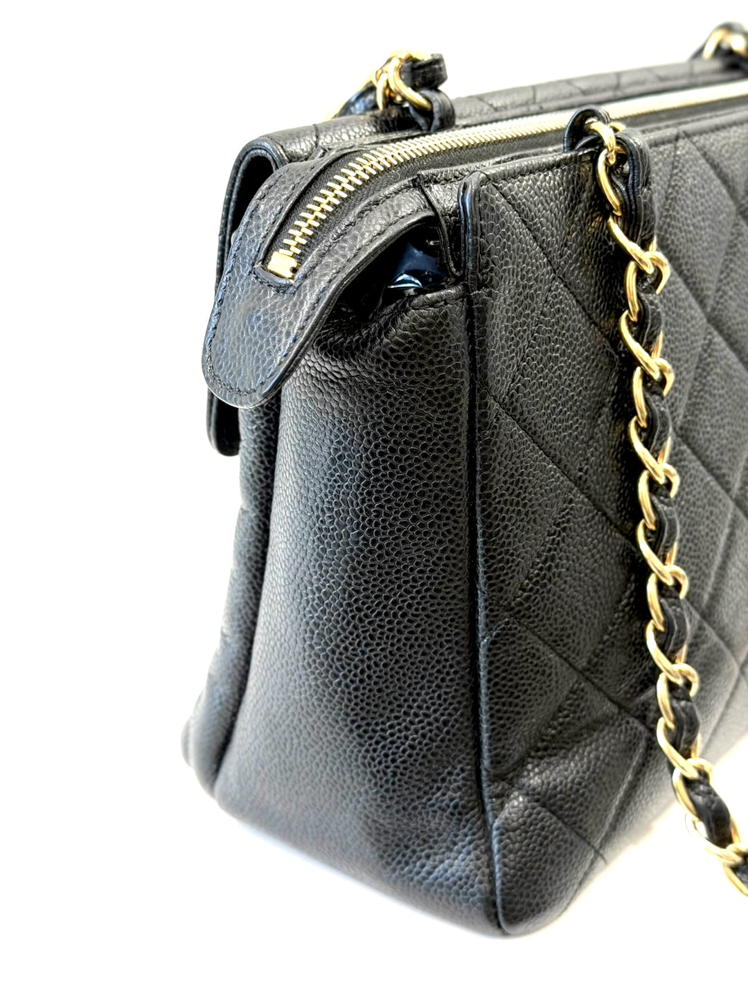 CHANEL CAVIAR QUILTED ZIP &amp; FLAP VINTAGE SHOULDER BAG