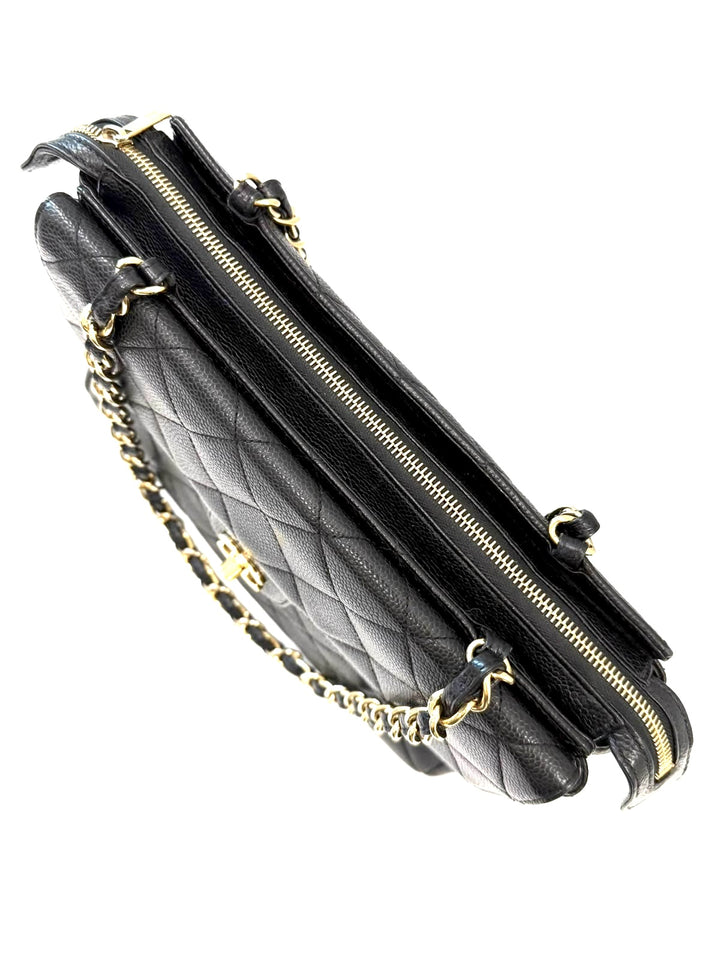 CHANEL CAVIAR QUILTED ZIP &amp; FLAP VINTAGE SHOULDER BAG
