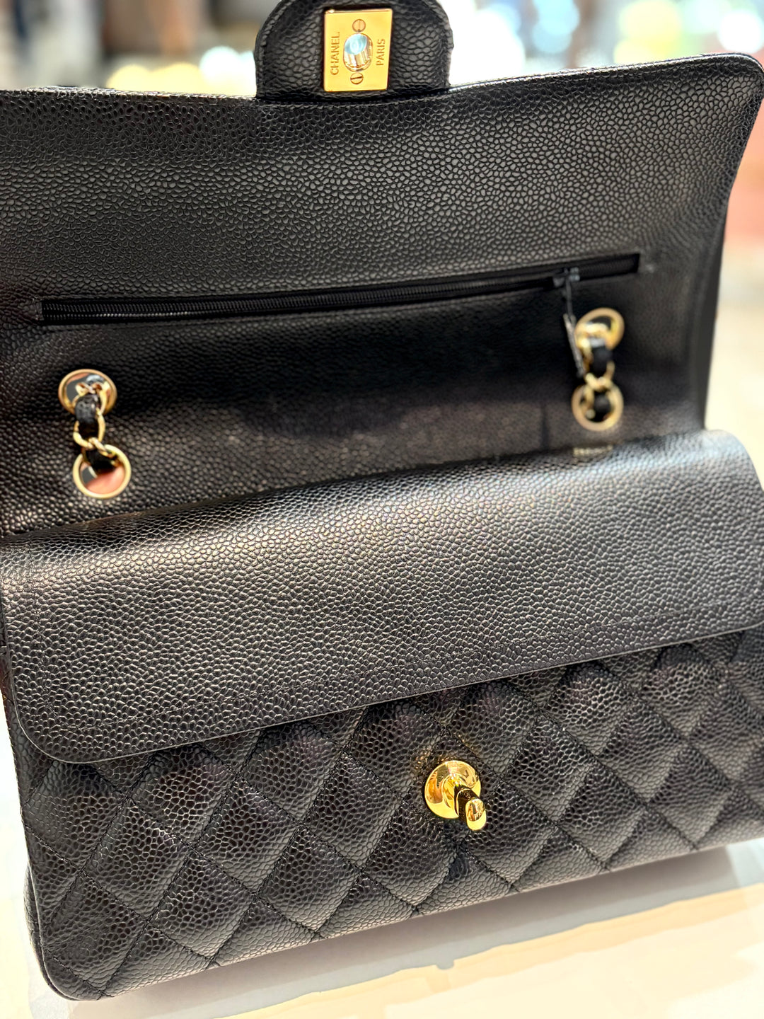 CHANEL QUILTED CAVIAR LEATHER CLASSIC DOUBLE FLAP MEDIUM BAG