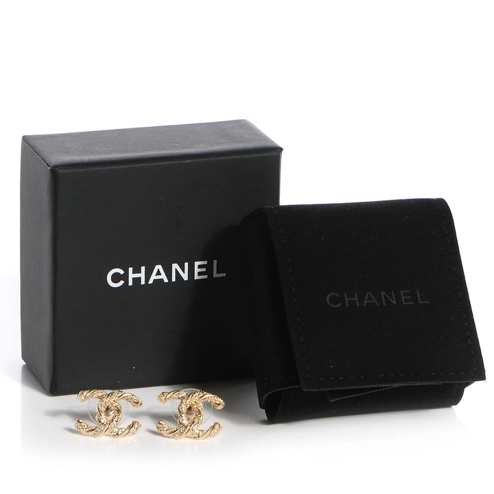 CHANEL STRSS TWISTED CC CRYSTAL STUD EARRINGS