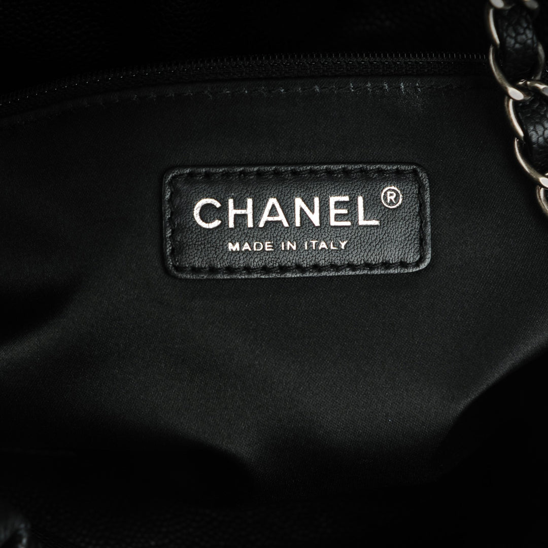 CHANEL GLAZED CAVIAR LEATHER QUILTED LARGE ELASTIC SHOULDER BAG