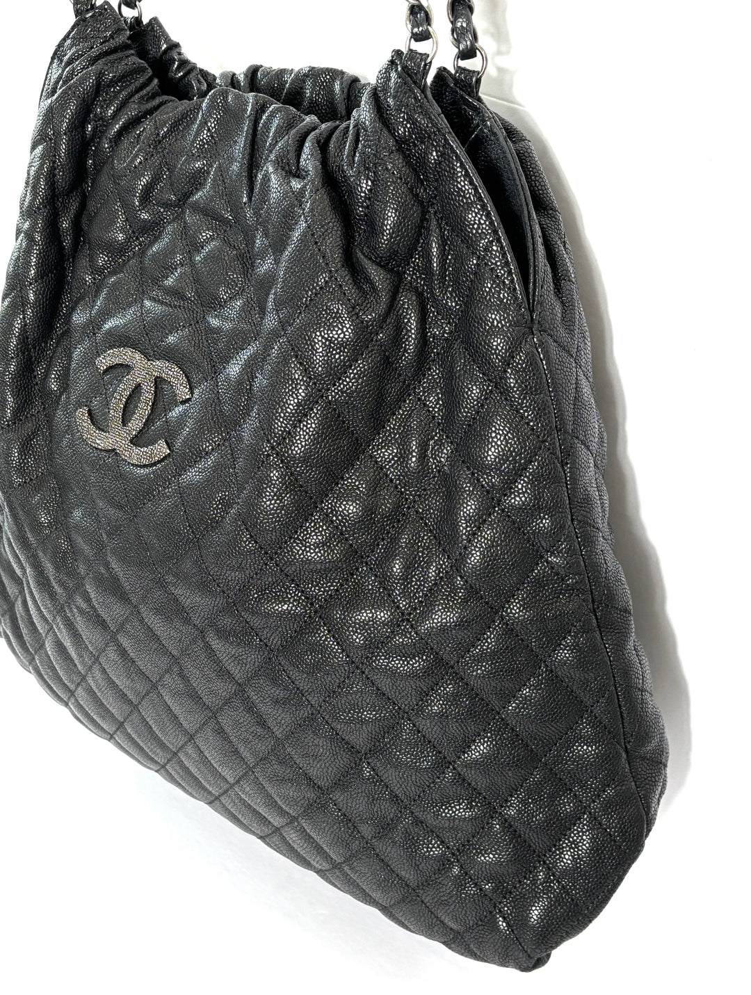 CHANEL GLAZED CAVIAR LEATHER QUILTED LARGE ELASTIC SHOULDER BAG