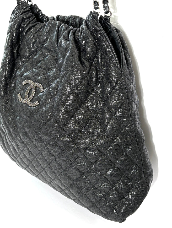 CHANEL GLAZED CAVIAR LEATHER QUILTED LARGE ELASTIC SHOULDER BAG