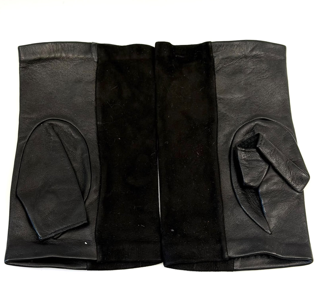 CHANEL CC FINGERLESS LAMBSKIN LEATHER GLOVES