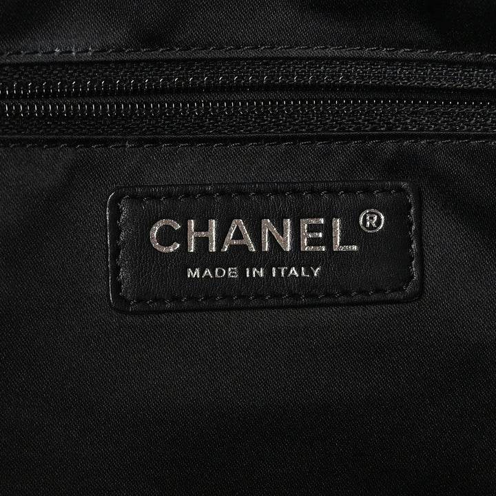 CHANEL CC GLAZED TWISTED CALFSKIN LEATHER LARGE TOTE BAG