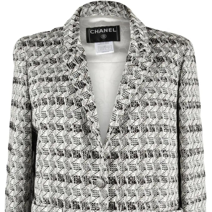 CHANEL SUBTLE SILVER THREAD TWEED BLAZER