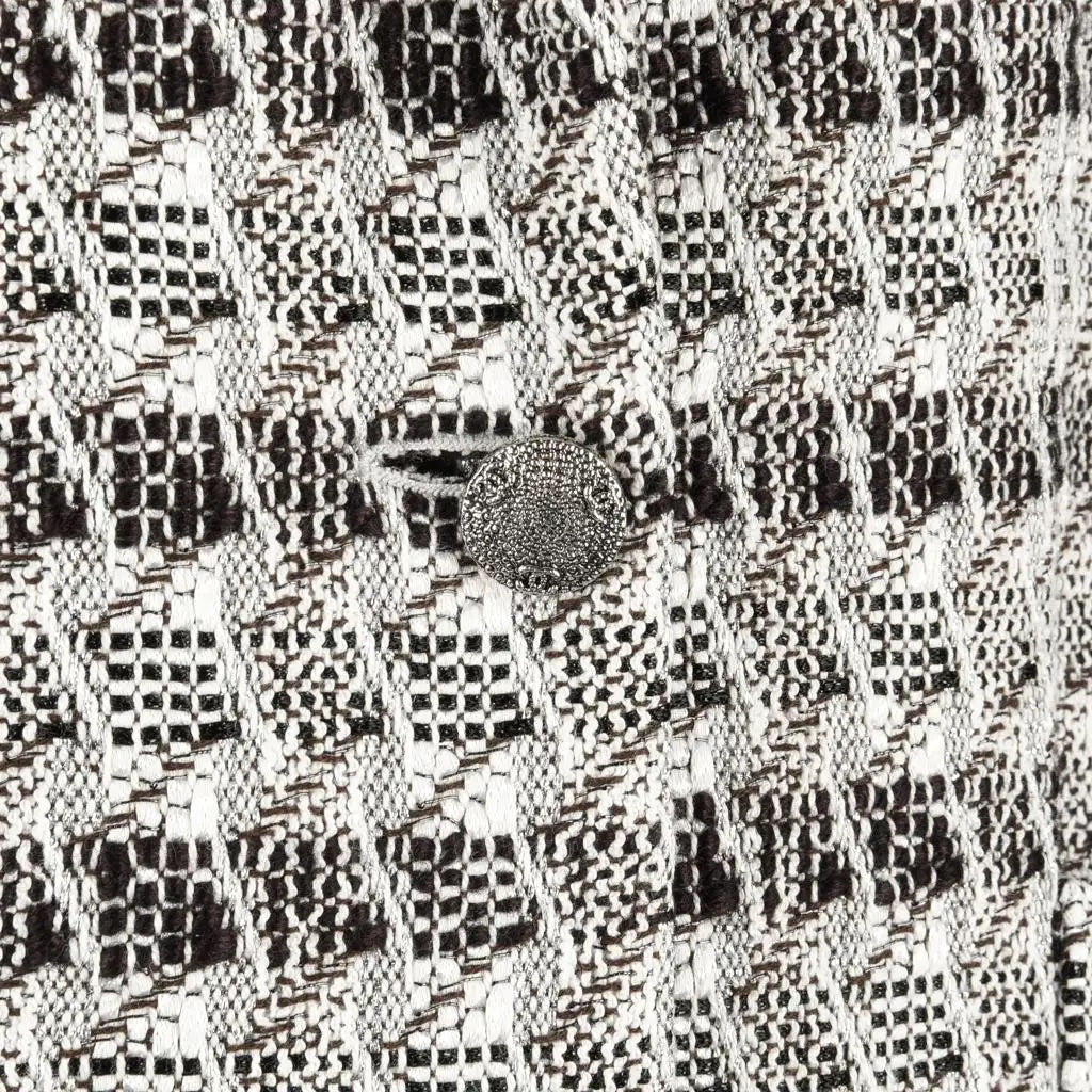 CHANEL SUBTLE SILVER THREAD TWEED BLAZER