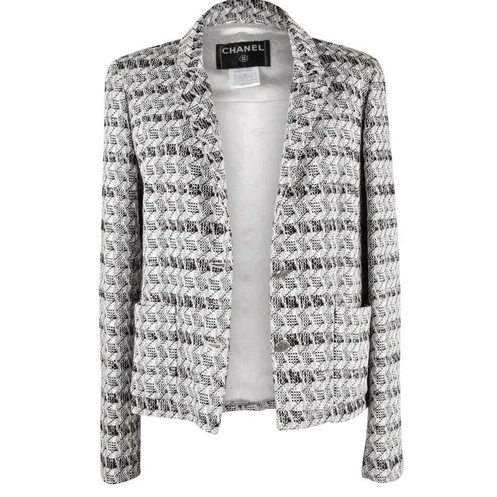 CHANEL SUBTLE SILVER THREAD TWEED BLAZER
