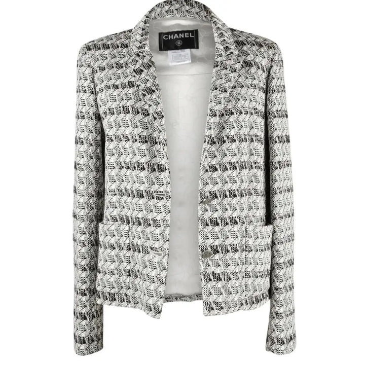 CHANEL SUBTLE SILVER THREAD TWEED BLAZER