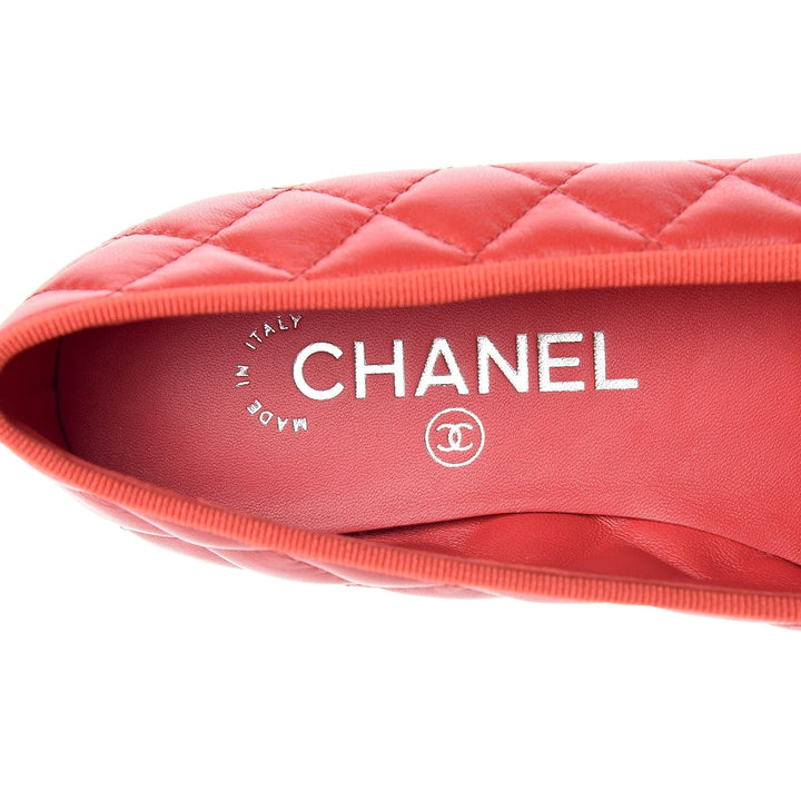 CHANEL LAMBSKIN QUILTED CC CAP TOE BALLET FLATS