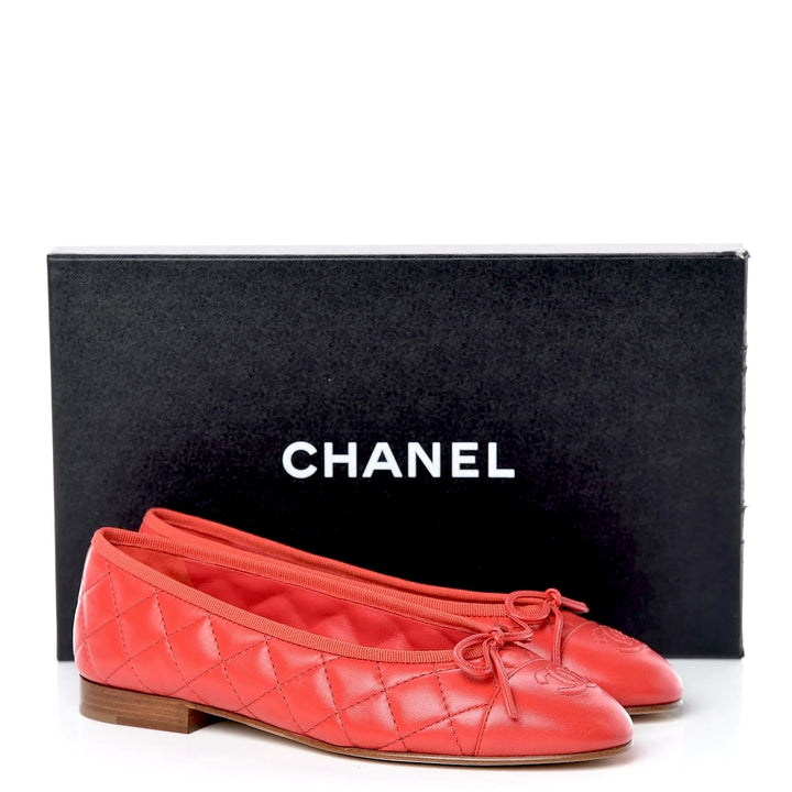 CHANEL LAMBSKIN QUILTED CC CAP TOE BALLET FLATS