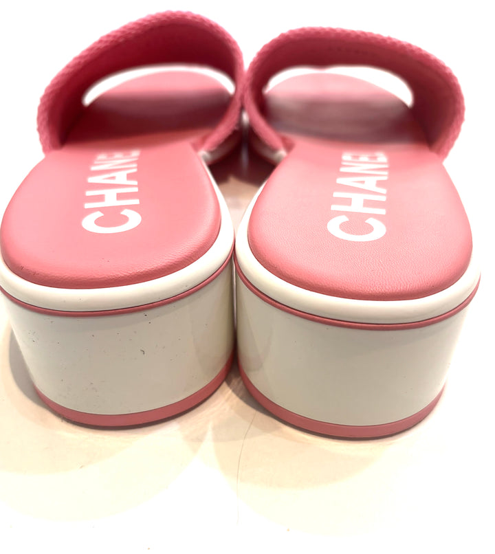 CHANEL CHA-NEL LOGO PRINT MULES