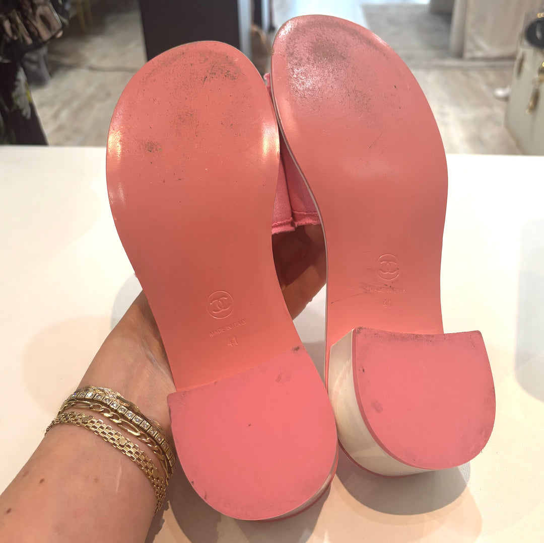 CHANEL CHA-NEL LOGO PRINT MULES