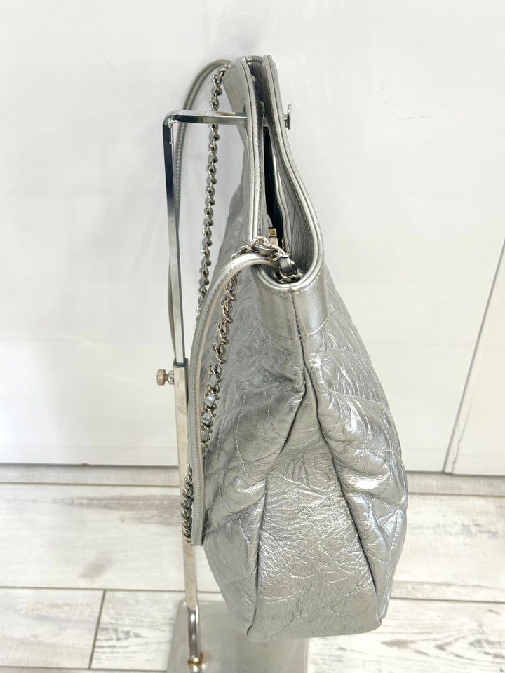 CHANEL METALLIC CRUMPLED CALFSKIN SMALL 31 SHOPPING TOTE BAG