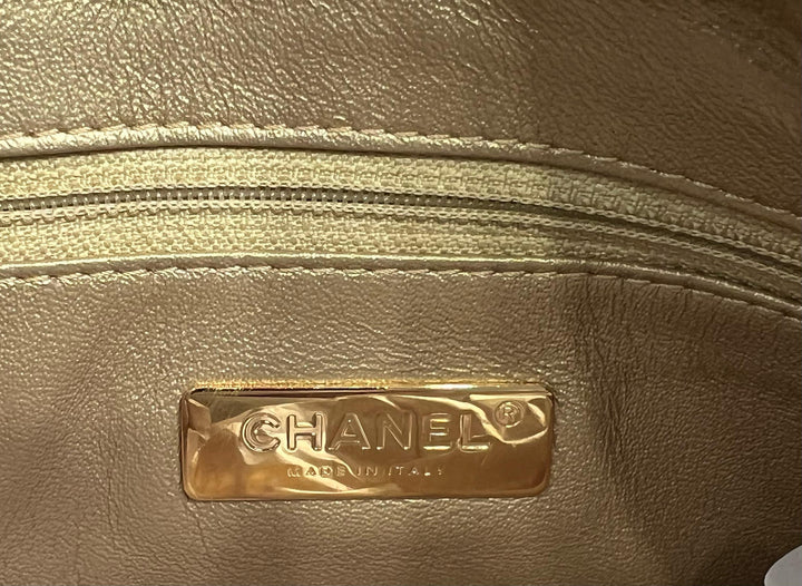 CHANEL PARIS NY ALL ABOUT CHAINS NAPPA LEATHER HOBO BAG