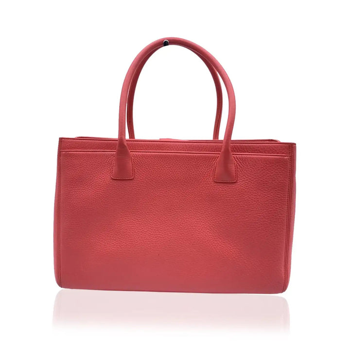 CHANEL PEBBLED LEATHER LARGE EXECUTIVE TOTE BAG WITH SHOULDER STRAP-HS