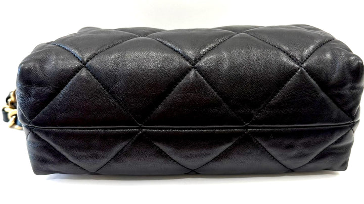 CHANEL QUILTED LAMBSKIN DOUBLE CHAIN BAG