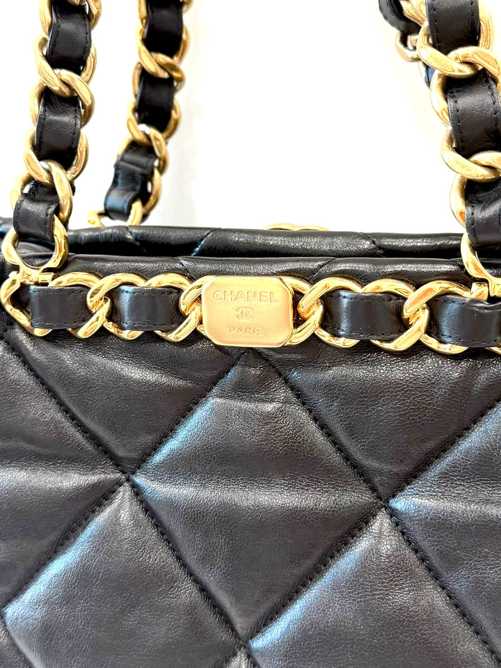 CHANEL QUILTED LAMBSKIN DOUBLE CHAIN BAG
