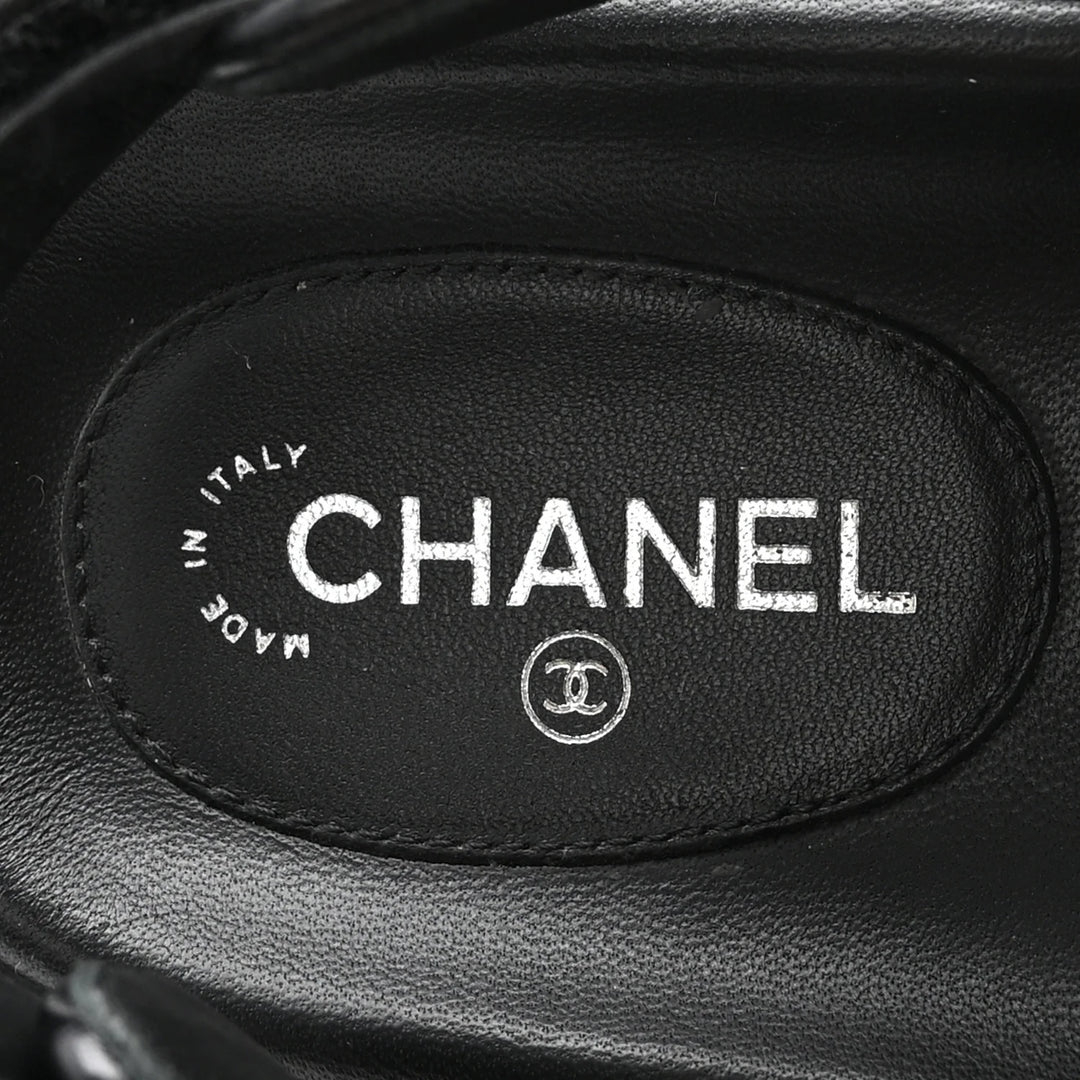CHANEL QUILTED LAMBSKIN LEATHER VELCRO DAD SANDALS