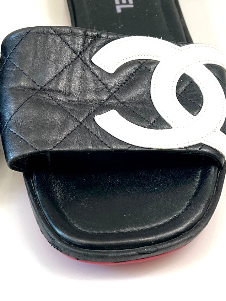 CHANEL QUILTED LEATHER CAMBON CC SLIDE SANDALS