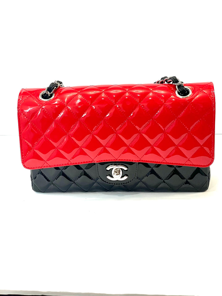 CHANEL QUILTED PATENT BI-COLOR MEDIUM CLASSIC DOUBLE FLAP BAG