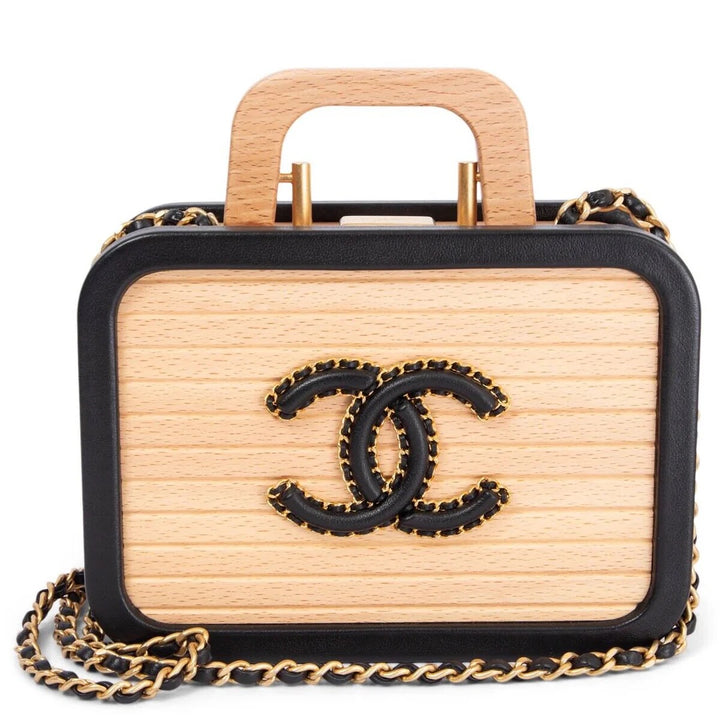 Chanel-Resort-Paris-Dubai-