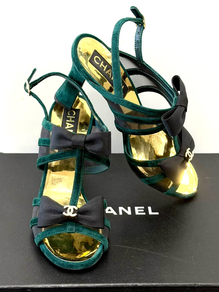 CHANEL CC LOGO T-STRAP SUEDE SLINGBACK SANDALS