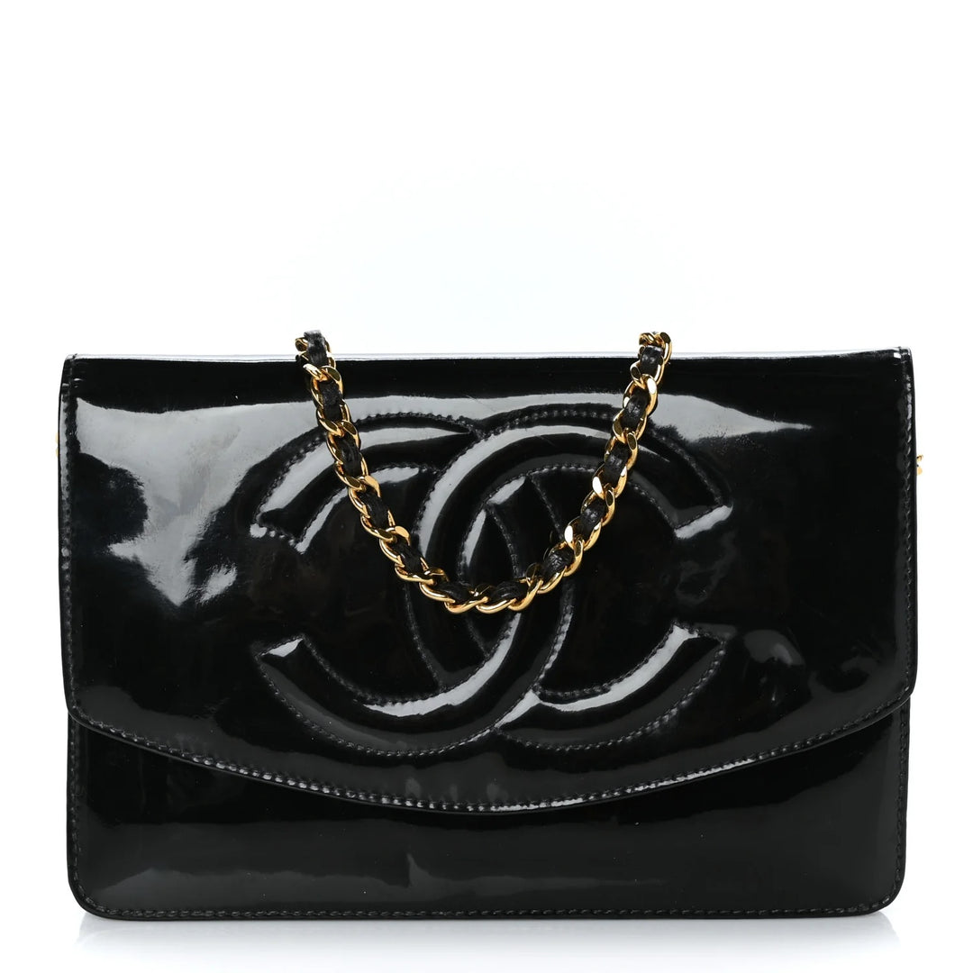 CHANEL CC TIMELESS PATENT LEATHER WALLET ON CHAIN