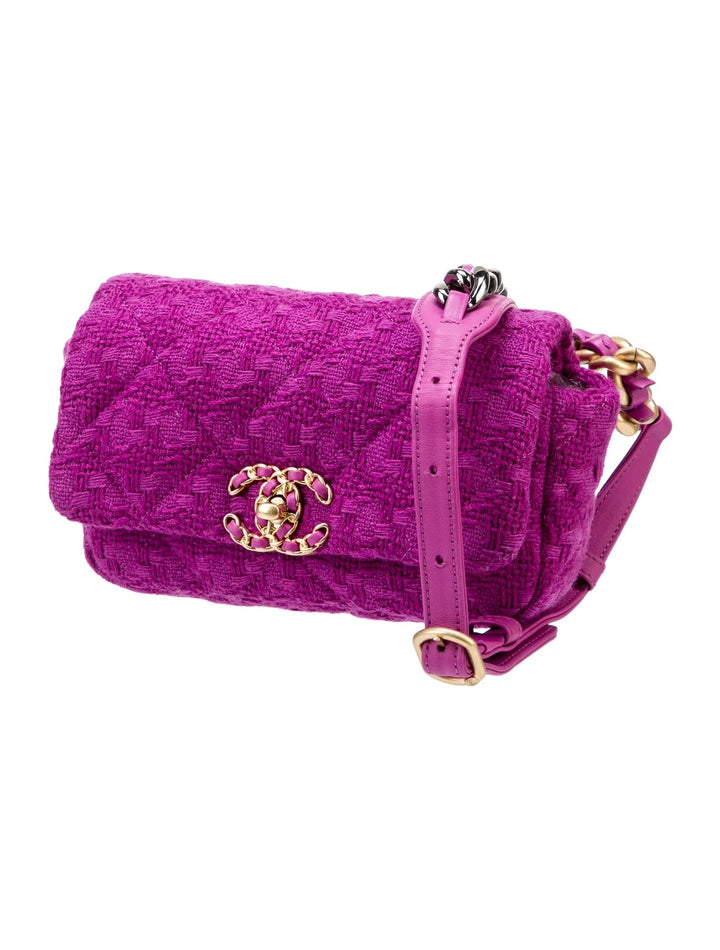 CHANEL 19 QUILTED TWEED BELT BAG