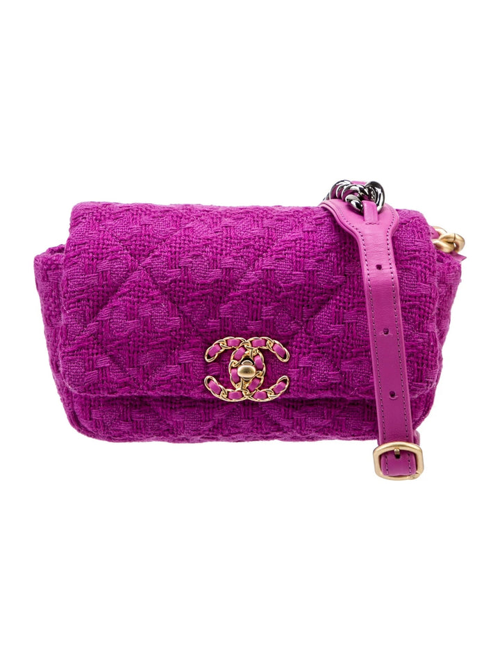 CHANEL 19 QUILTED TWEED BELT BAG