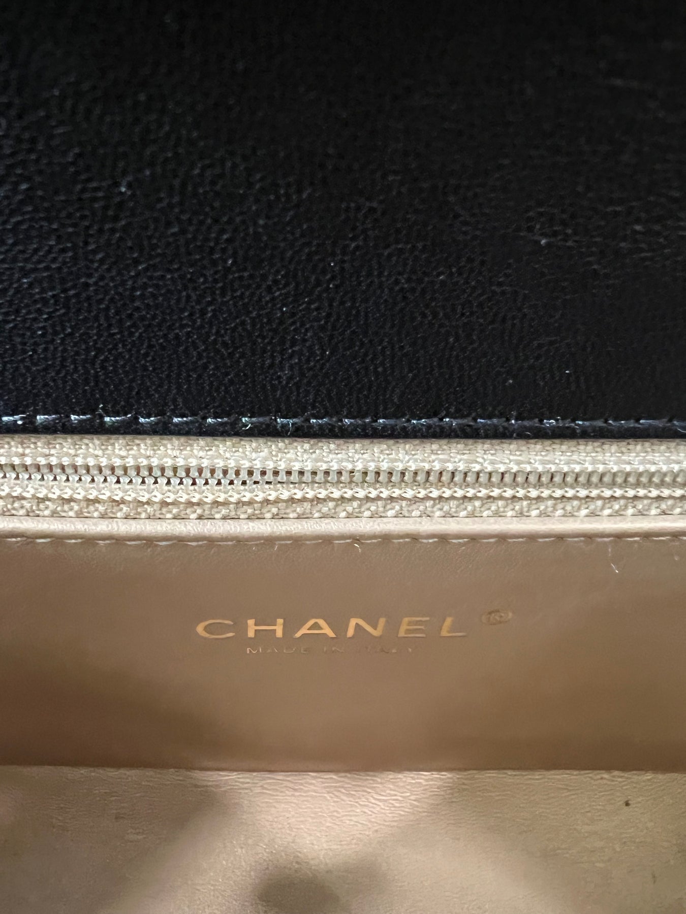 CHANEL TWO-TONE CHAIN QUILTED LAMBSKIN TOP HANDLE FLAP BAG