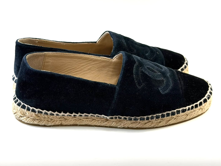 CHANEL VELVET GROSGRAIN CAP-TOE CC ESPADRILLES
