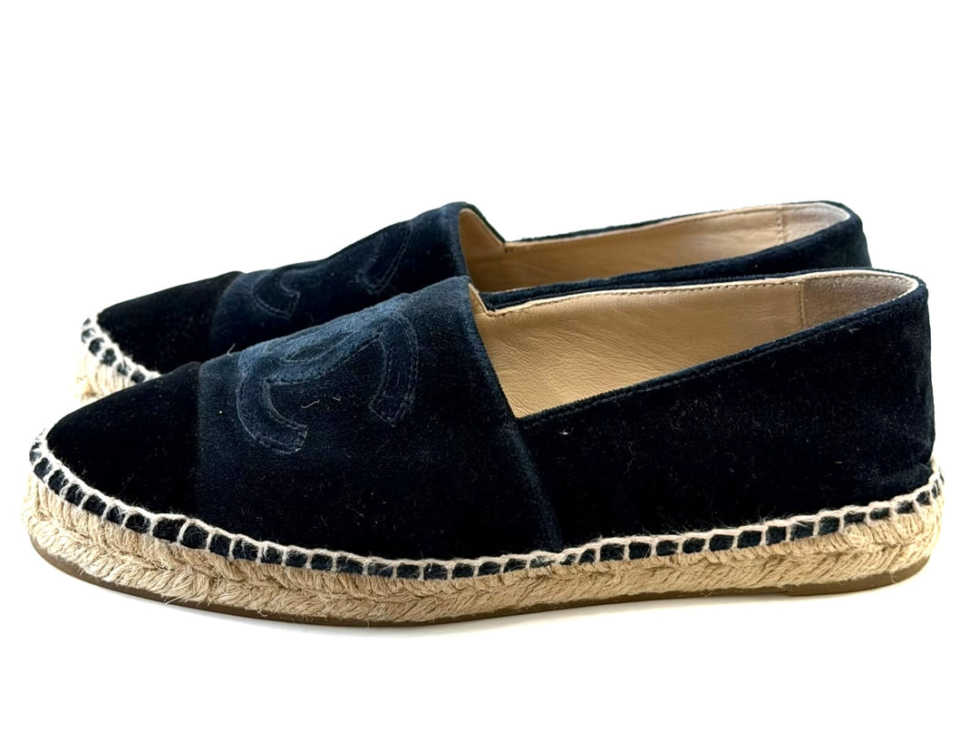 CHANEL VELVET GROSGRAIN CAP-TOE CC ESPADRILLES