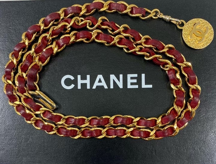 CHANEL CC MEDALLION VINTAGE CHAIN LINK &amp; LEATHER BELT