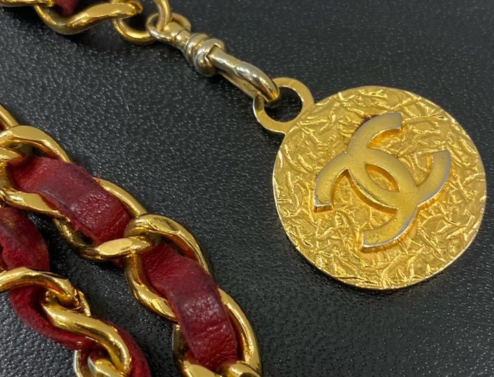 CHANEL CC MEDALLION VINTAGE CHAIN LINK &amp; LEATHER BELT