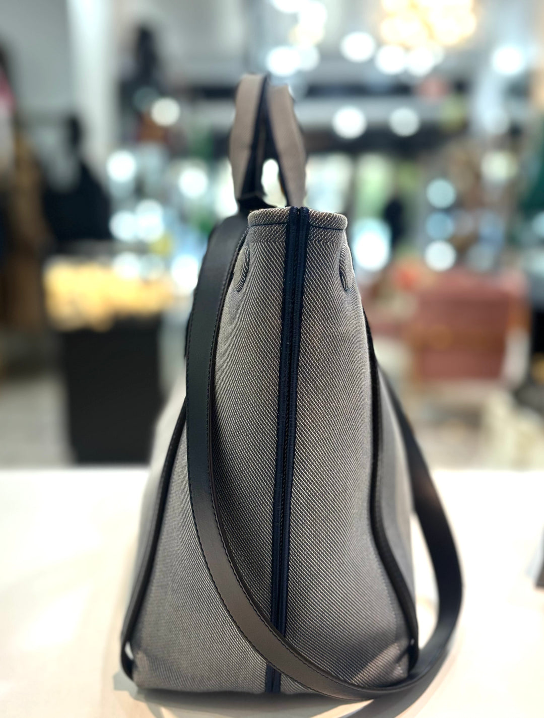 CHLOÉ LOGO EMBROIDERED CARRY CANVAS TOTE BAG