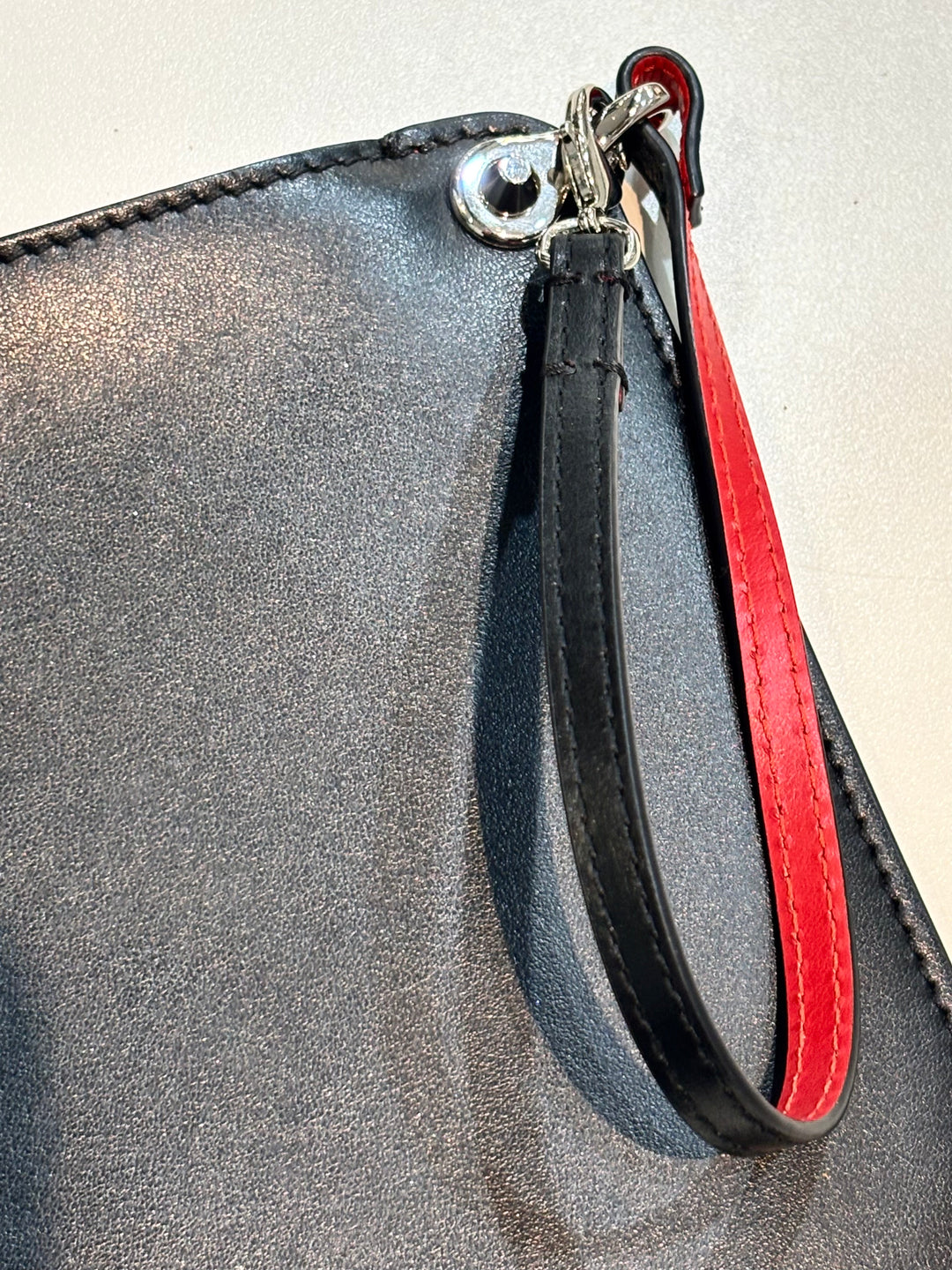 LOUBOUTIN CALFSKIN LEATHER CABATA POCHETTE WRISTLET
