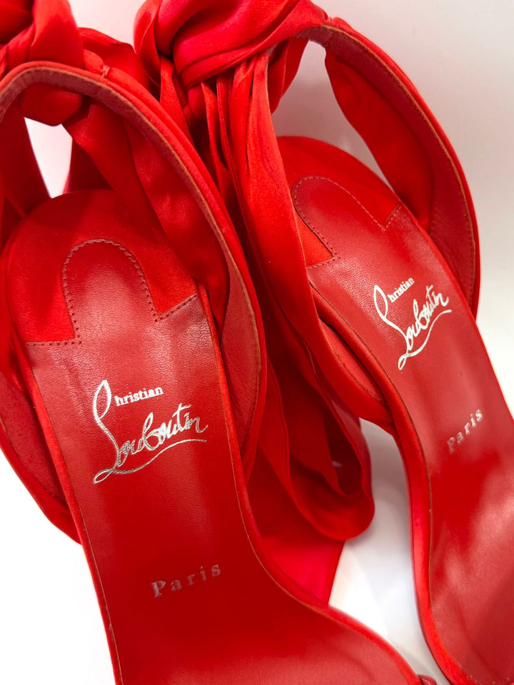 LOUBOUTIN DU DÉSERT 100 CREPE SATIN SILK TIE BOW STILETTO SANDALS