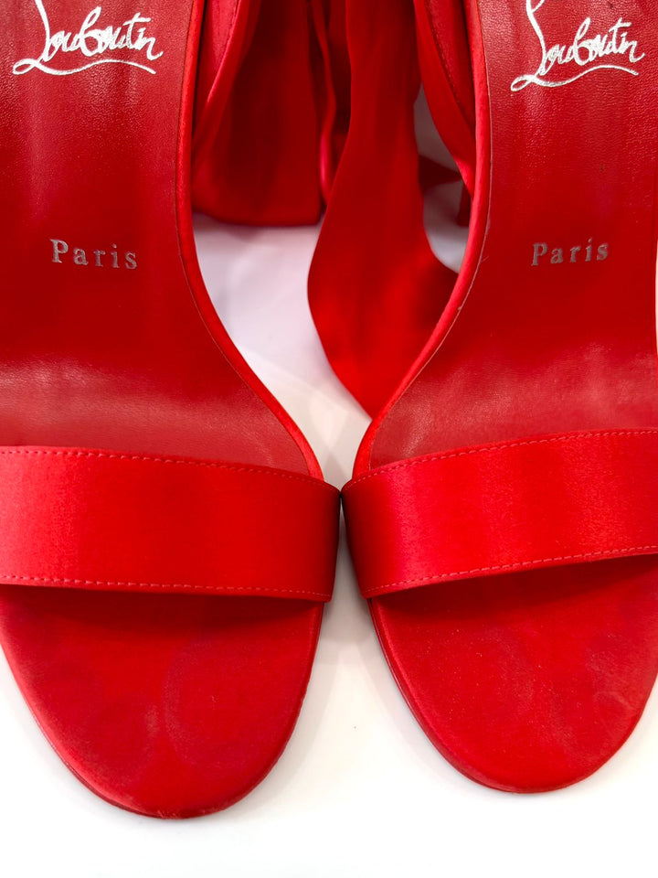 LOUBOUTIN DU DÉSERT 100 CREPE SATIN SILK TIE BOW STILETTO SANDALS